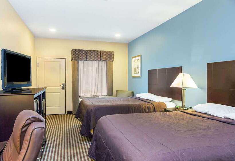 هتل Super 8 By Wyndham Center