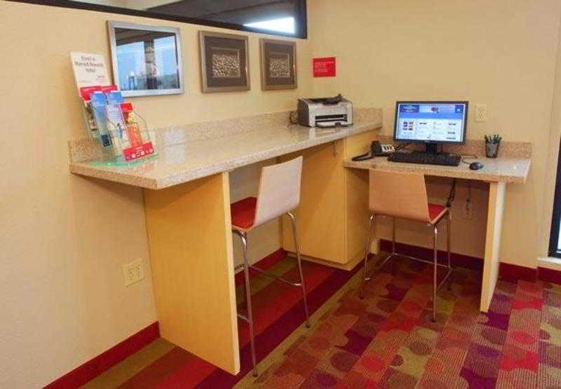 בית מלון כפרי Towneplace Suites Dallas Desoto