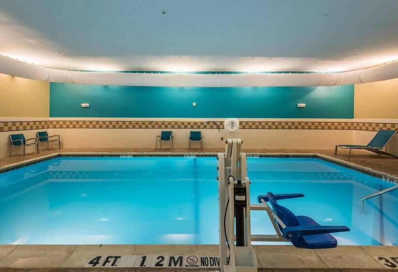 בית מלון כפרי Towneplace Suites Dallas Desoto