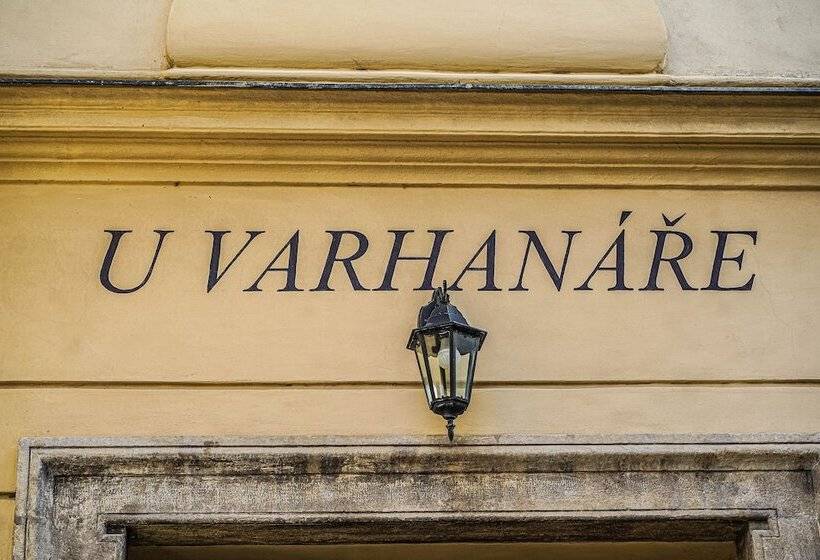 هتل Vila U Varhanáře