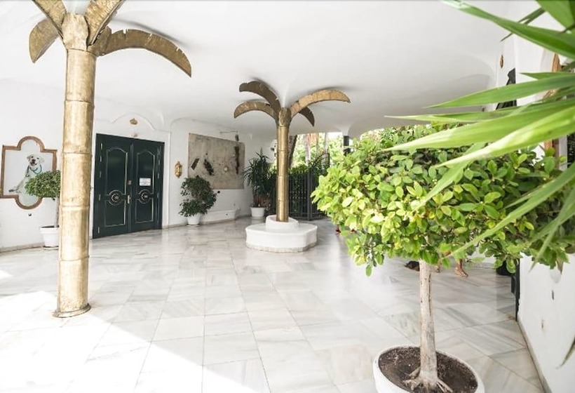 Marbella Real Suite