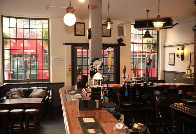 هاستل St Christopher S The Inn   London Bridge