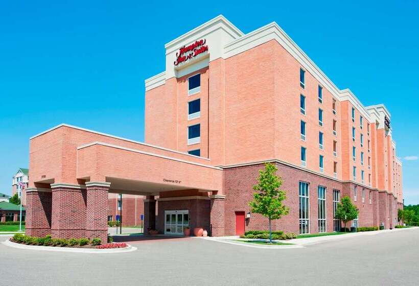 Hampton Inn And Suites Detroit Airport Romulus