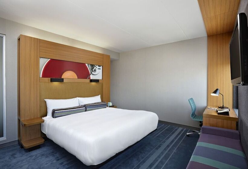 هتل Aloft Vaughan Mills
