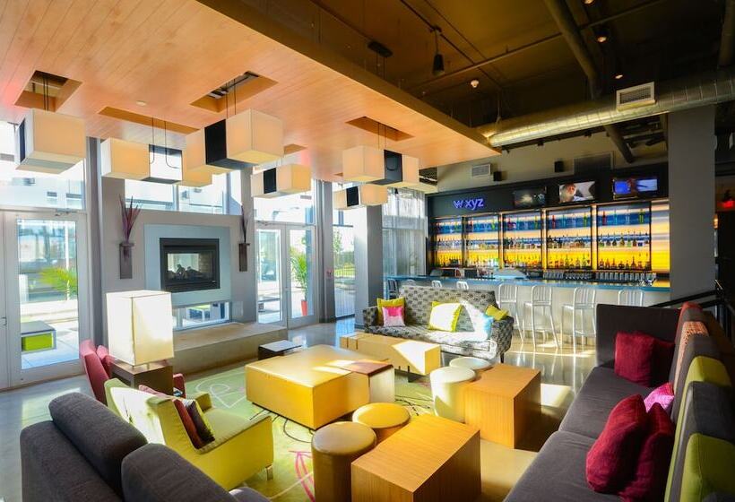 هتل Aloft Vaughan Mills