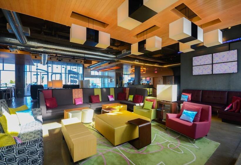 هتل Aloft Vaughan Mills