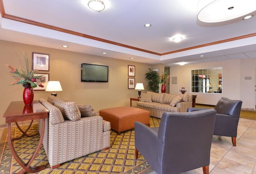 هتل Candlewood Suites Elmira Horseheads, An Ihg