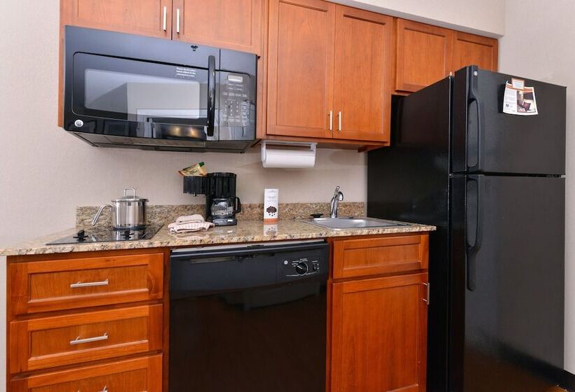 هتل Candlewood Suites Elmira Horseheads, An Ihg