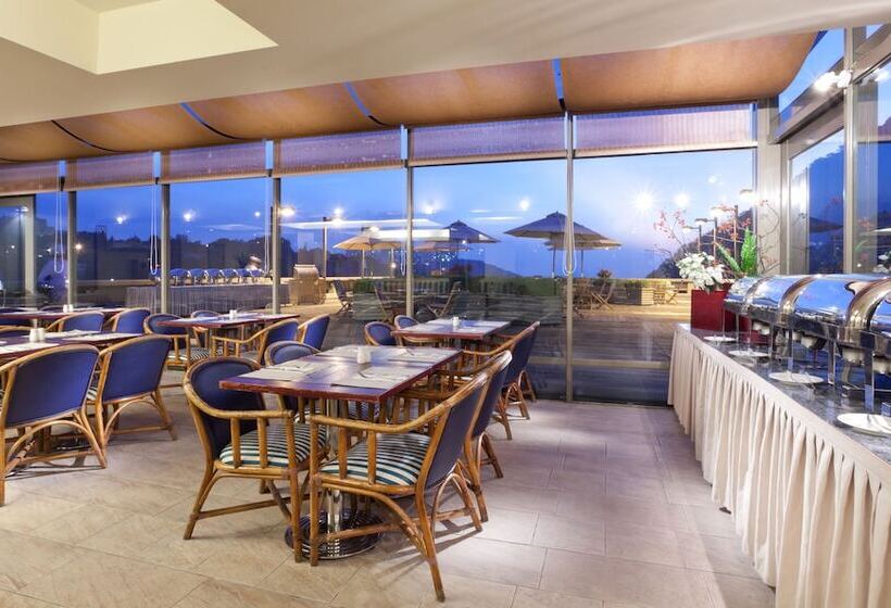 هتل Check Inn Select Taipei Yamgmingshan