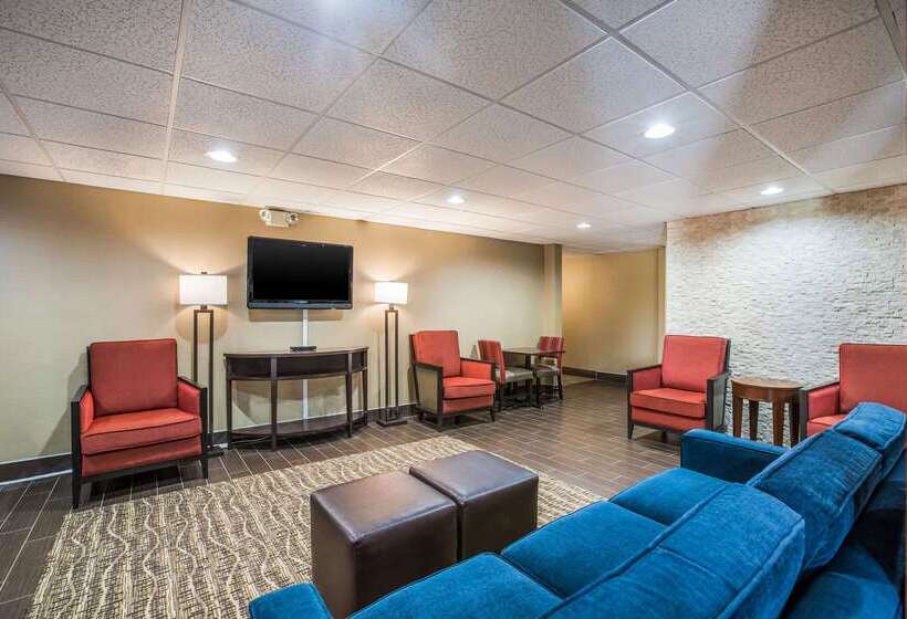 호텔 Comfort Inn & Suites Fairborn Near Wright Patterson Afb
