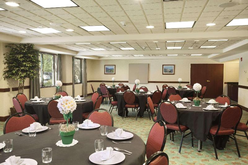 هتل Comfort Inn & Suites Lake George
