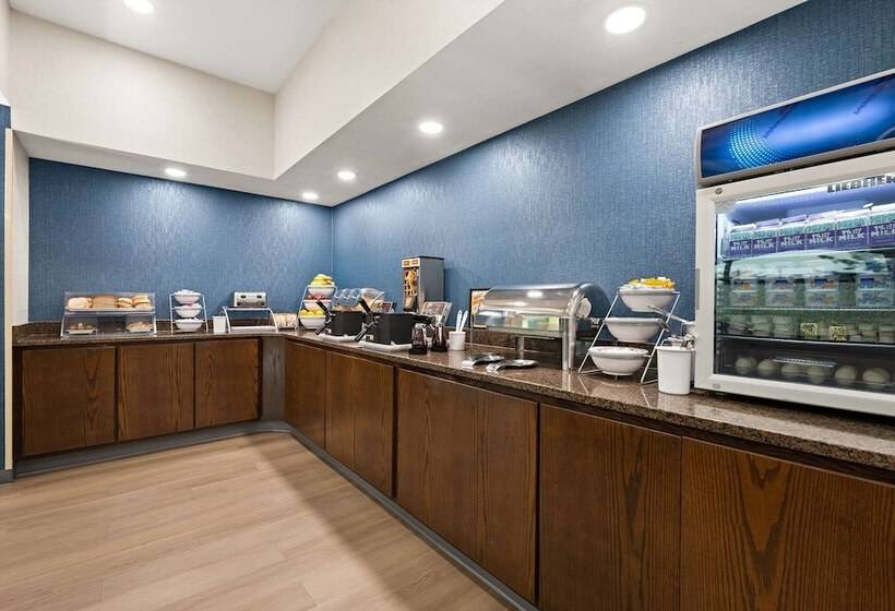 فندق Comfort Suites Hudson I94