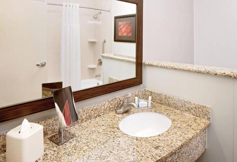 هتل Courtyard By Marriott Houma