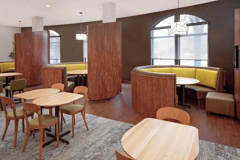 هتل Courtyard By Marriott Houma