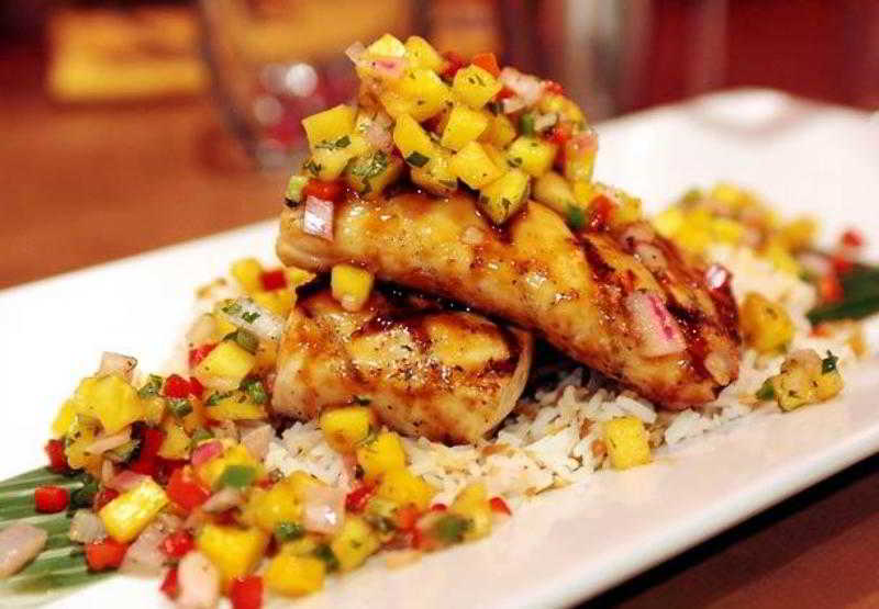 هتل Courtyard By Marriott Seattle Kirkland