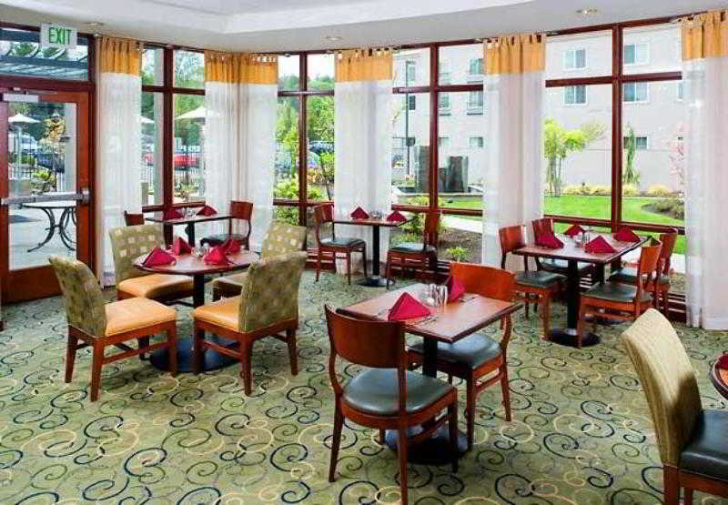 هتل Courtyard By Marriott Seattle Kirkland