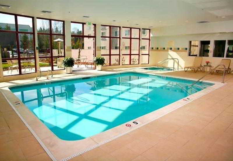 هتل Courtyard By Marriott Seattle Kirkland