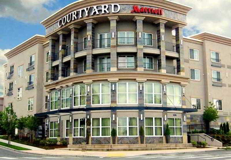 هتل Courtyard By Marriott Seattle Kirkland