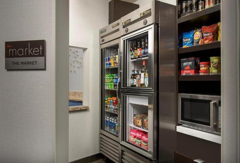 هتل Courtyard By Marriott Seattle Kirkland