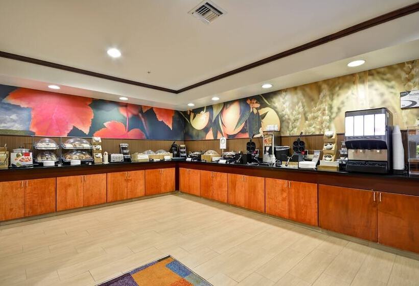 هتل Fairfield Inn And Suites By Marriott Birmingham Fultondale / I 65