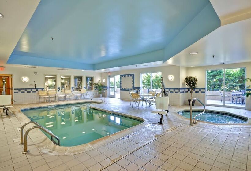 هتل Fairfield Inn And Suites By Marriott Birmingham Fultondale / I 65