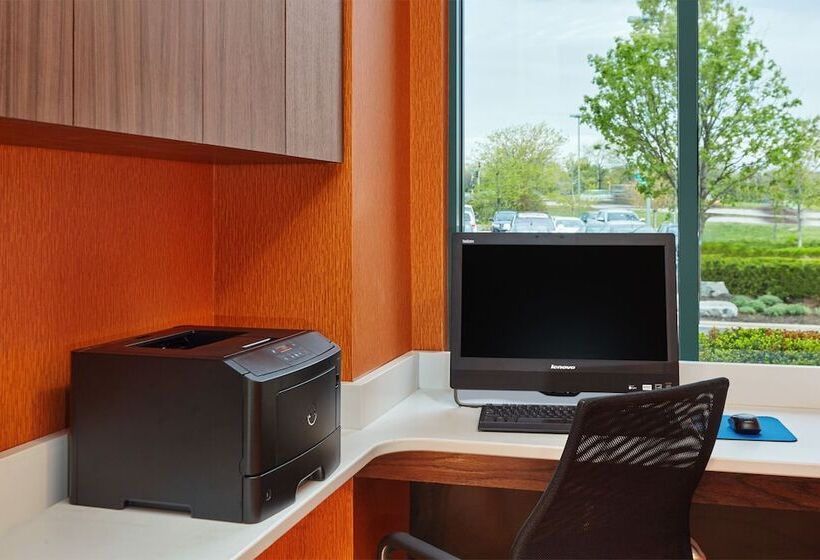 هتل Fairfield Inn And Suites Chicago Lombard