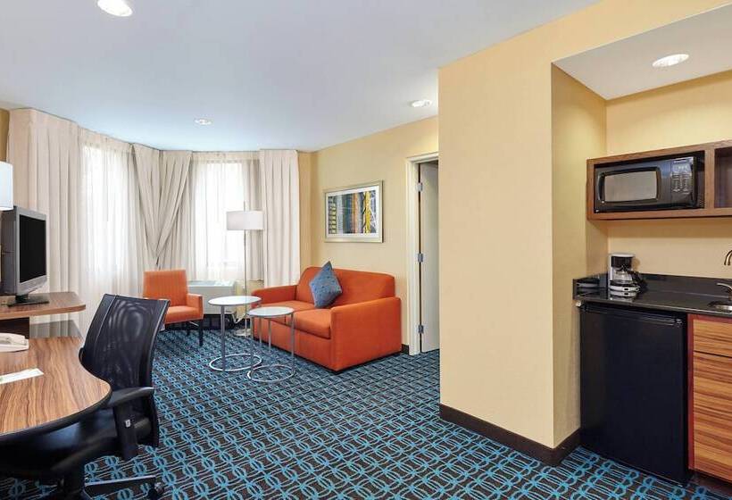 هتل Fairfield Inn And Suites Chicago Lombard