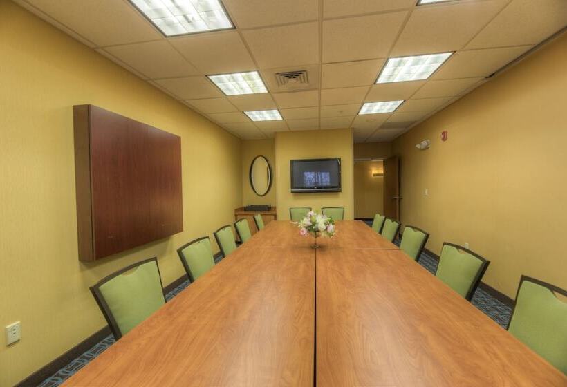 هتل Fairfield Inn And Suites By Marriott Laramie