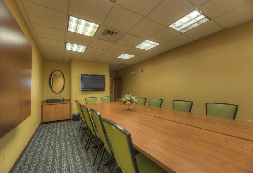 هتل Fairfield Inn And Suites By Marriott Laramie