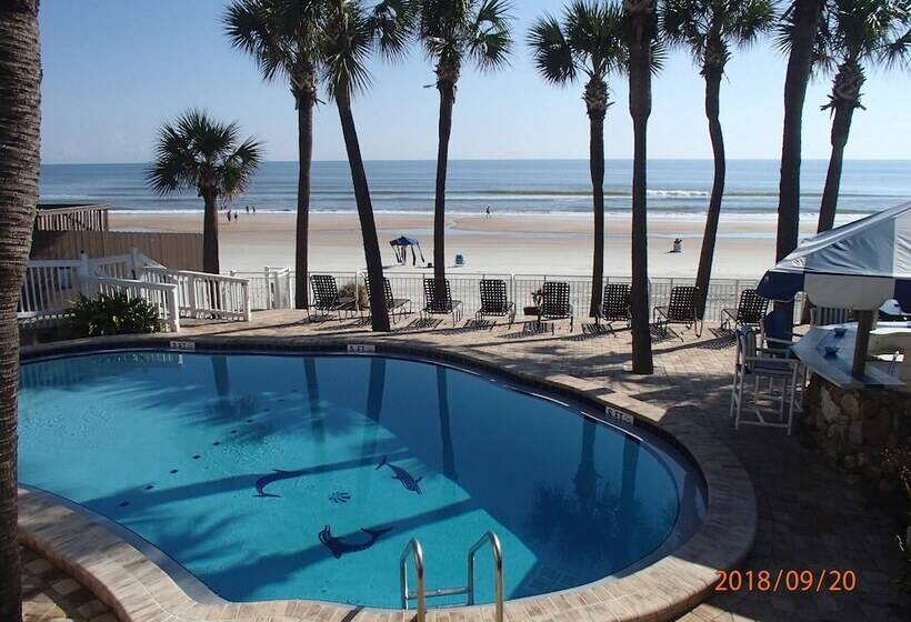 فندق Flamingo Inn Beachfront