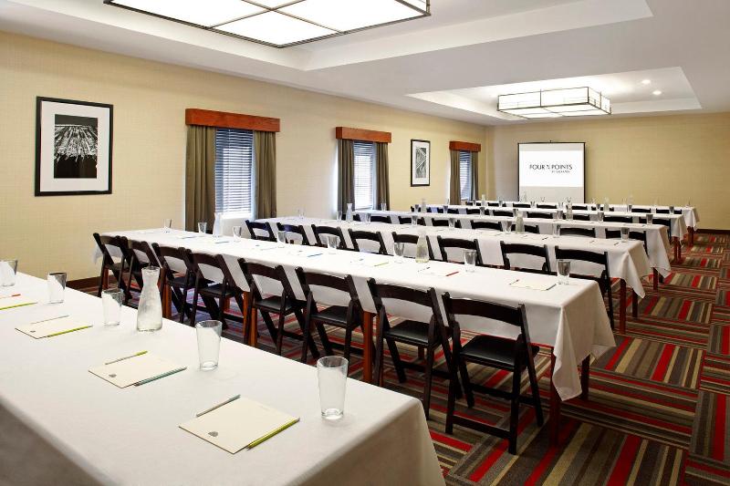 Fotos del hotel Four Points By Sheraton Houston Hobby Airport:  4