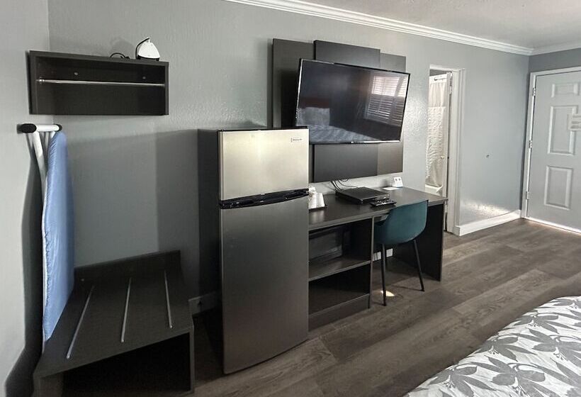 هتل Studio 6 Suites Madera, California Yosemite