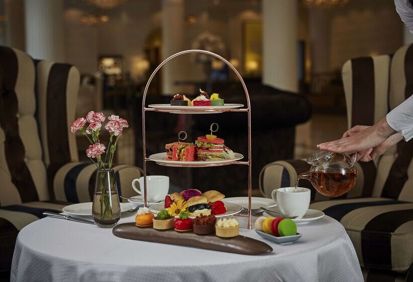 Grand Hotel Vilnius, Curio Collection By Hilton
