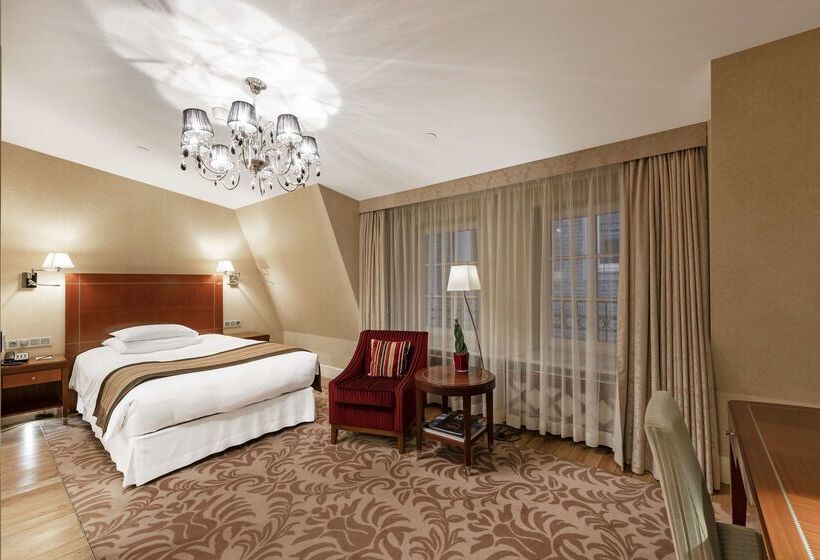 Grand Hotel Vilnius, Curio Collection By Hilton