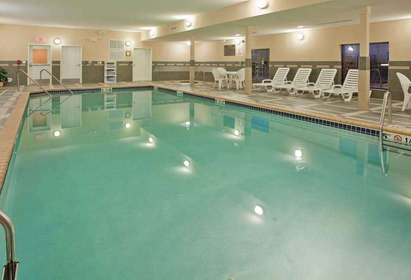هتل Hampton Inn & Suites St. Cloud, Mn