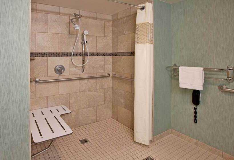 هتل Hampton Inn & Suites St. Cloud, Mn