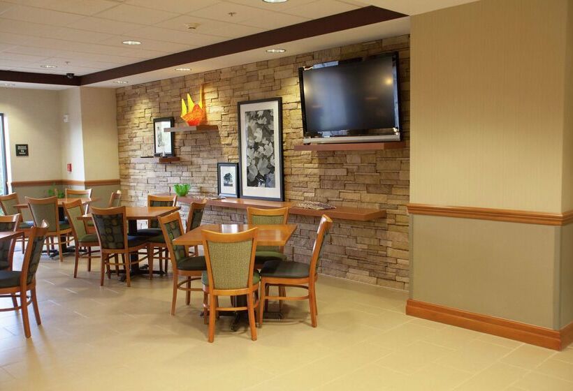 هتل Hampton Inn Elmira/horseheads
