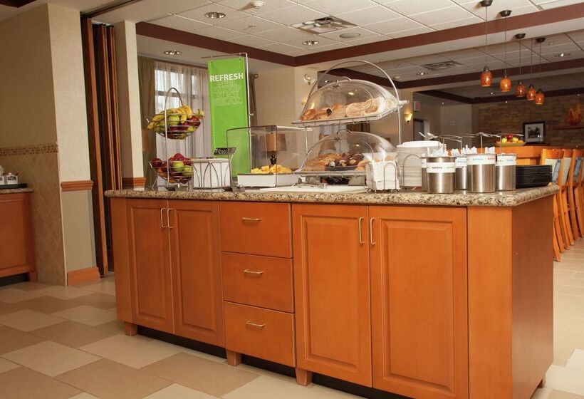 هتل Hampton Inn Elmira/horseheads