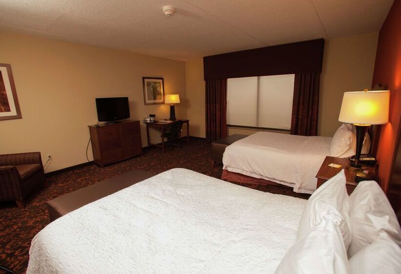هتل Hampton Inn Elmira/horseheads