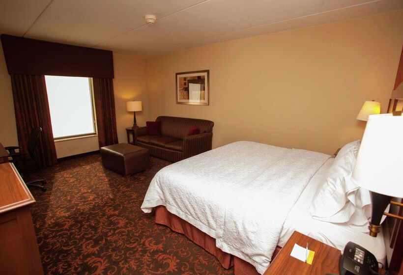 هتل Hampton Inn Elmira/horseheads