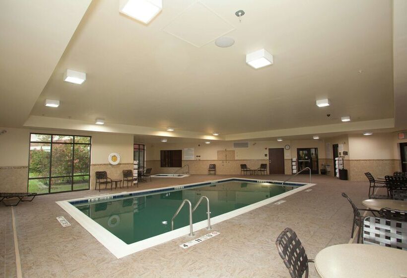 هتل Hampton Inn Elmira/horseheads