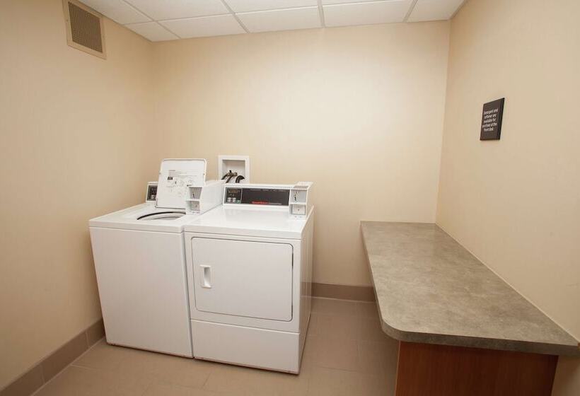 هتل Hampton Inn Elmira/horseheads