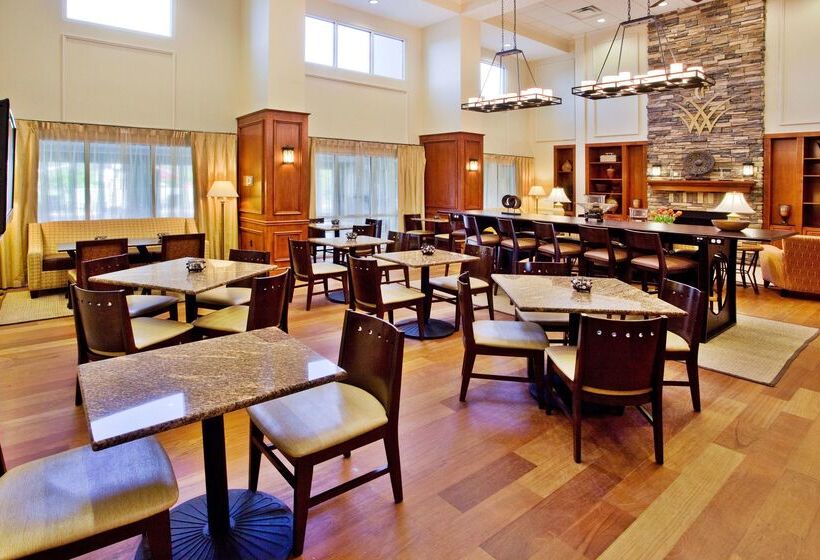 בית מלון כפרי Hampton Inn & Suites Lanett West Point