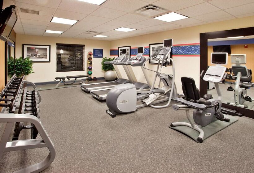 בית מלון כפרי Hampton Inn & Suites Lanett West Point