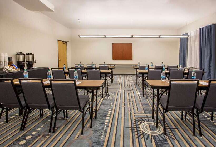 בית מלון כפרי Hawthorn Suites By Wyndham Livermore