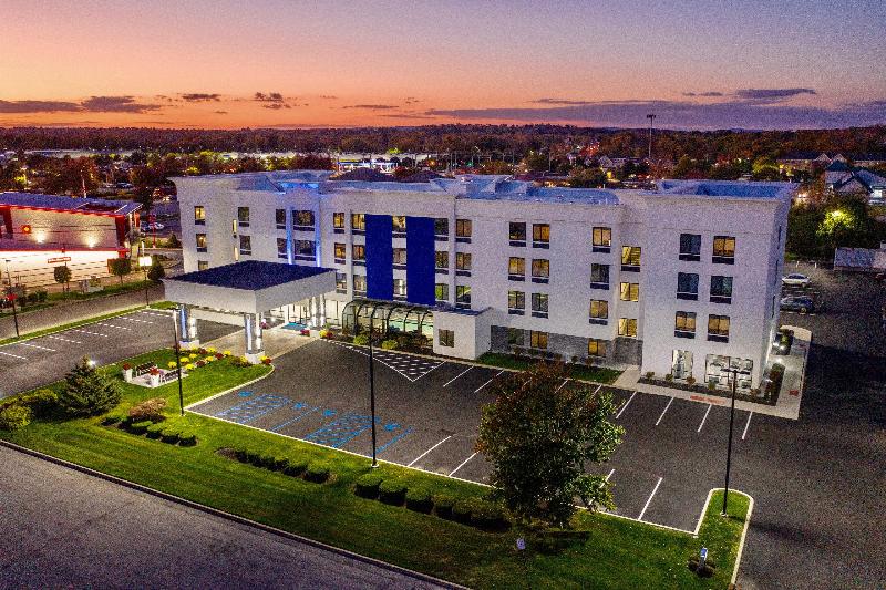 هتل Holiday Inn Express Fishkill, An Ihg