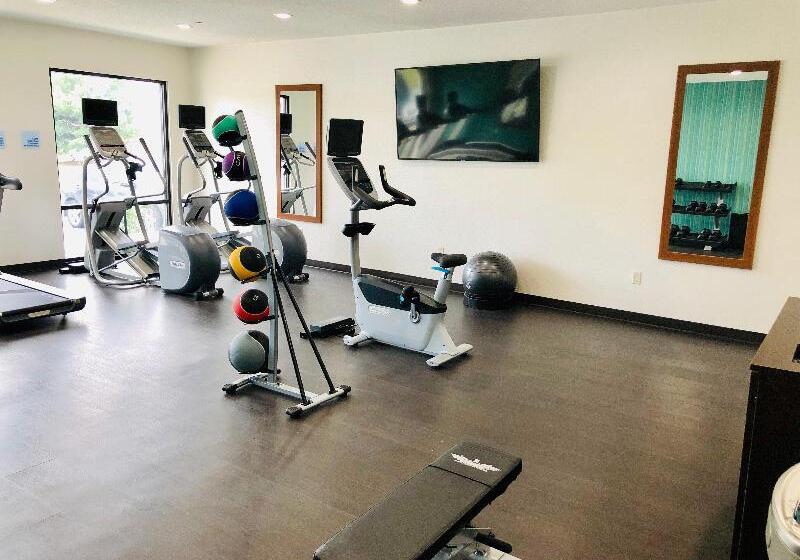 هتل Holiday Inn Express Fishkill, An Ihg
