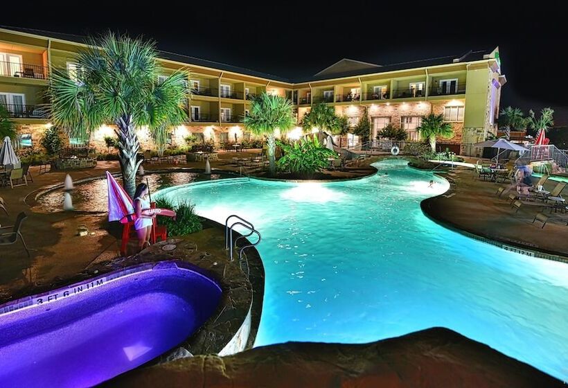 هتل Holiday Inn Express & Suites Fredericksburg By Ihg
