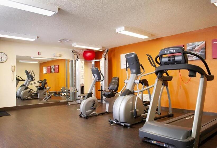 هتل Holiday Inn Express & Suites Hayward, An Ihg