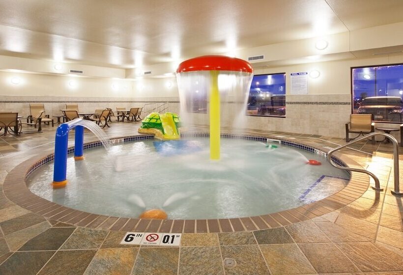 هتل Holiday Inn Express & Suites Sioux Falls Southwest, An Ihg